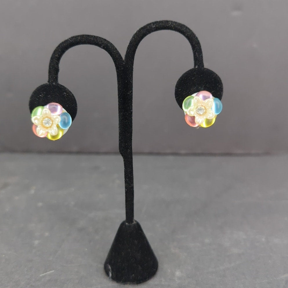 Vintage Pastel Iridescent Lucite Flower ClipOn Earrings Retro Mid Century Modern