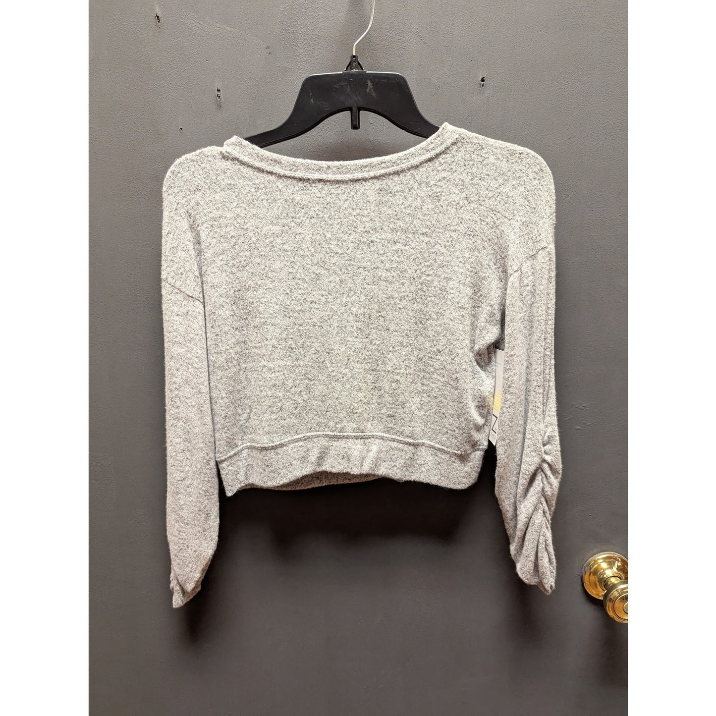 Zella activewear marled gray girls Small (7/8) cozy soft crop top ruched sleeve