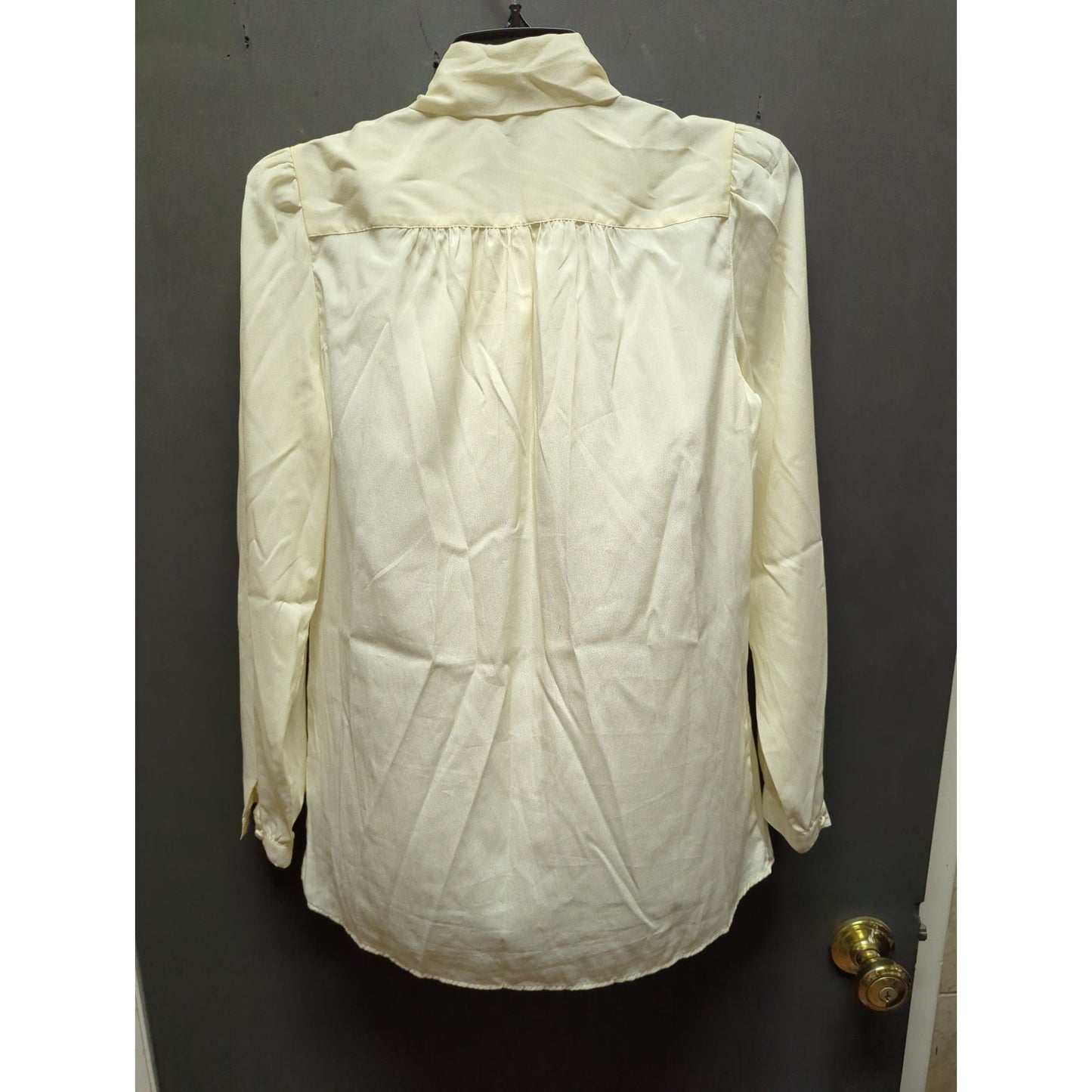 Vintage J.G. Hook Cream Blouse Bow Neck Long Sleeve Preppy Light Academia 10