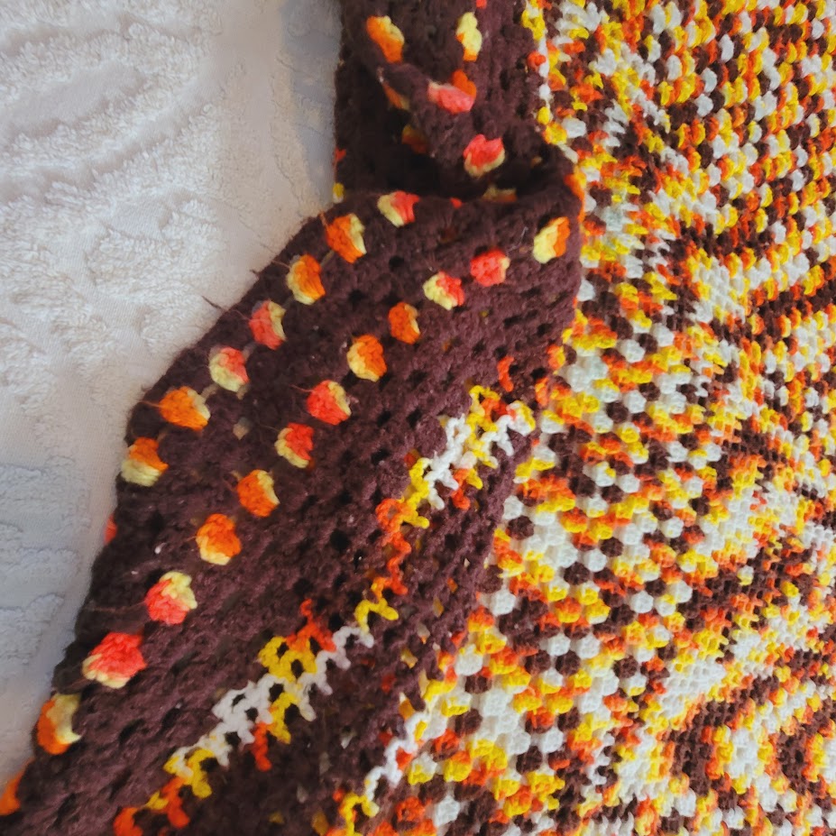 Handmade crocheted 70s coverlet yellow brown white orange Queen / Full blanket