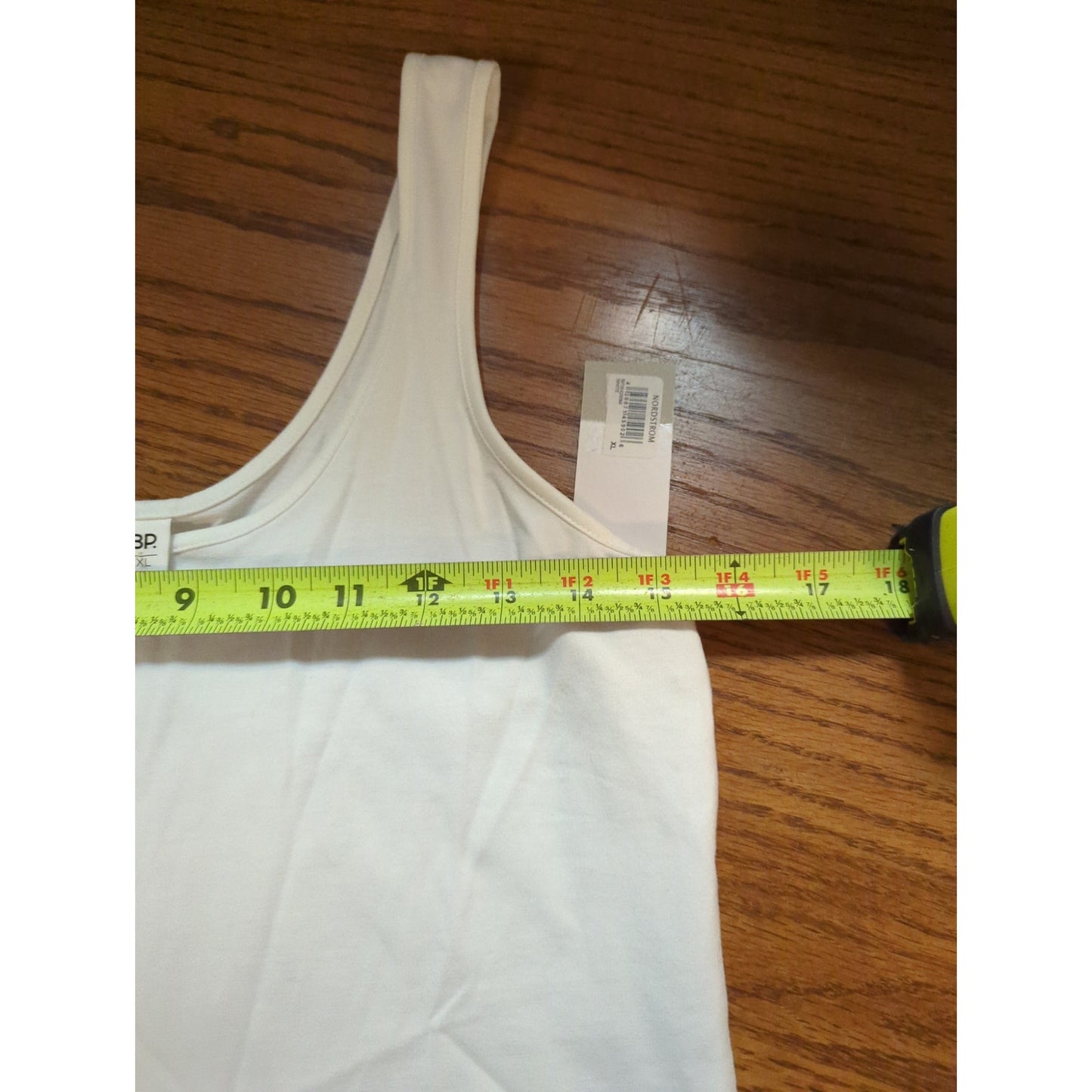 .BP. Off-White Scoop Neck Cropped Tank Top Size XL NEW casual layering