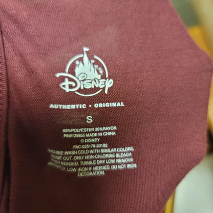 Disney Size Small Garnet T-Shirt Short Sleeve Taste Your Way Around World Epcot