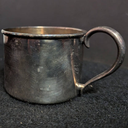 Vintage Oneida Silversmiths Silver Plated Child's Cup Baby Mug