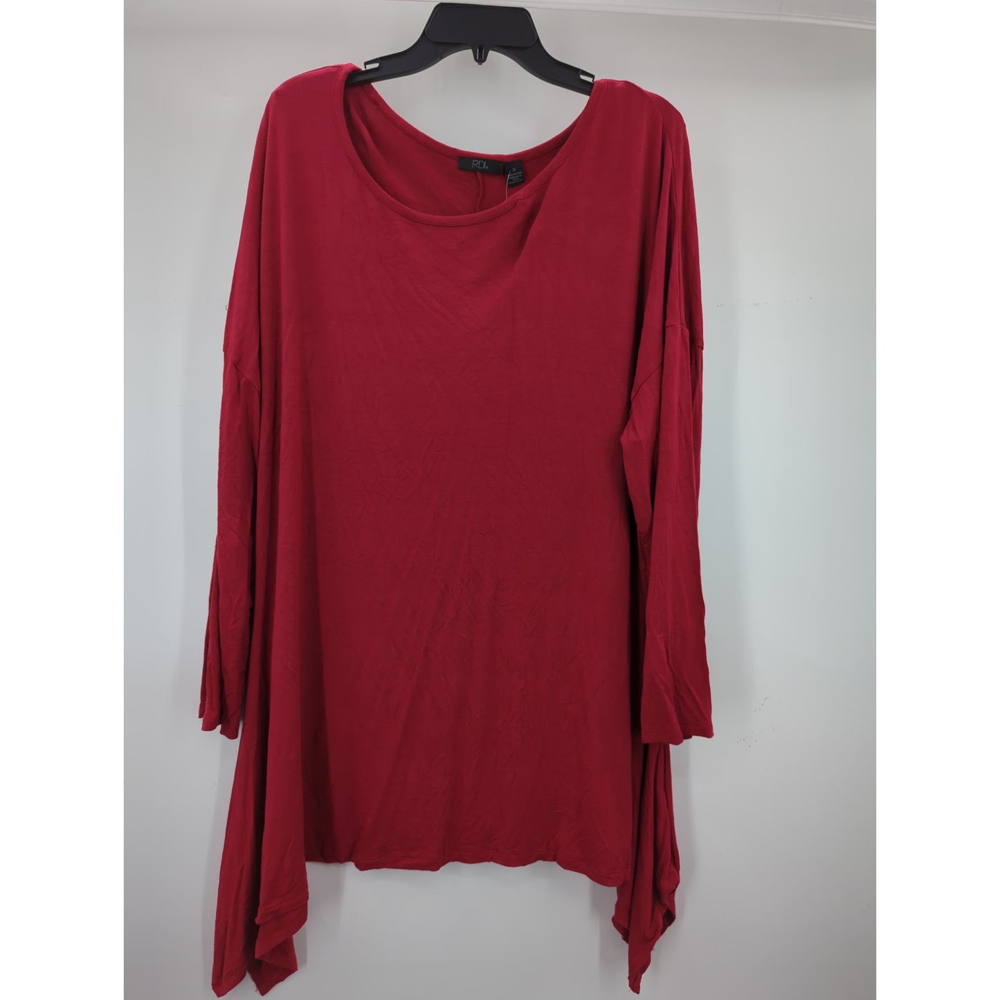RDI Women's NWT Size 3X Red Hanky Hem Tunic Top Sharkbite Soft Knit