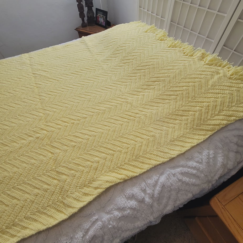 handmade Yellow afghan throw fringe chevron 50" x77" twin zigzag homestead retro