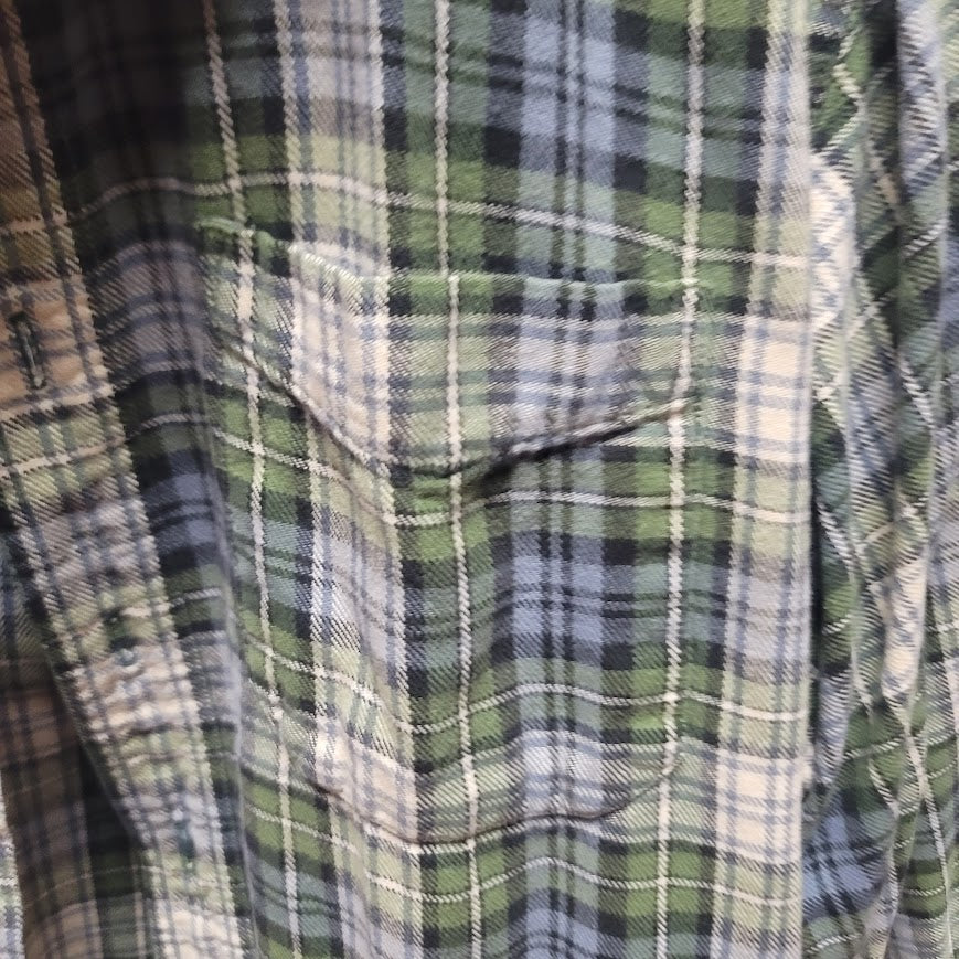 Vintage L.L. Bean plaid blue green cream XL mens button up shirt Cotton western