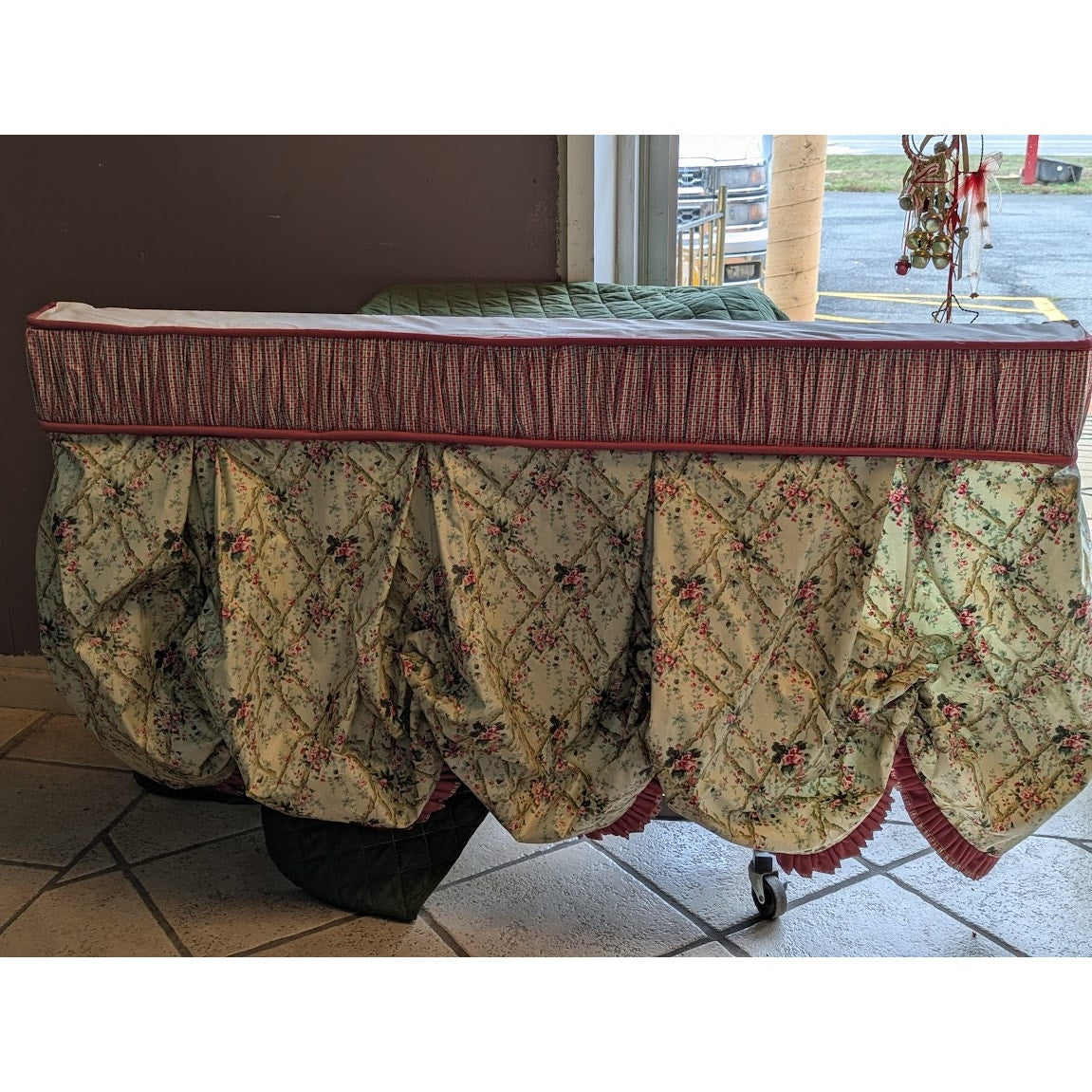 SECONDHAND SANDIES: Window curtains drapery 55" wide floral