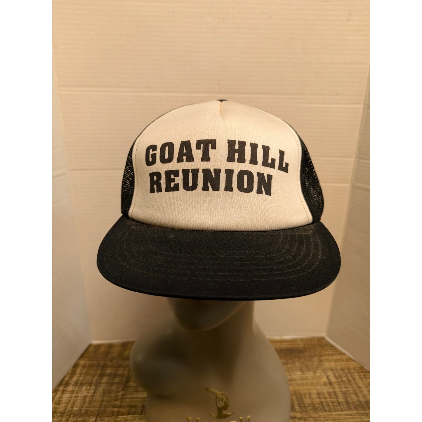 Vintage Goat Hill Reunion Black White Trucker Snapback Baseball Cap Hat Y2K
