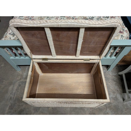Secondhand Sandies: White washed wicker trunk storage box blankets