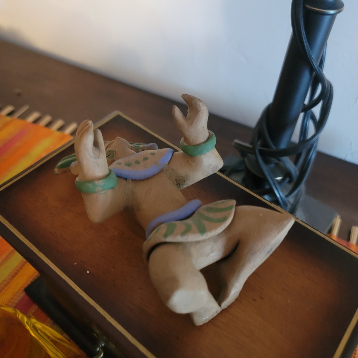 Handmade VINTAGE Inca Clay Mayan warrior Figurine Mexico with headdress Kneeling