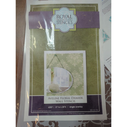 Royal Design Studio "Aveline Floral Damask" Wall Stencil