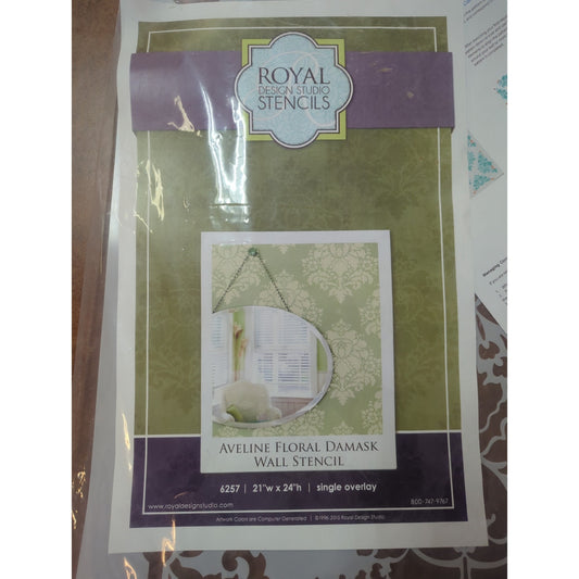 Royal Design Studio "Aveline Floral Damask" Wall Stencil