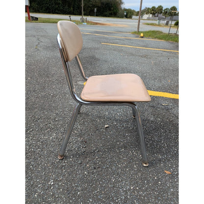 Secondhand Sandies: Vintage kids chair school