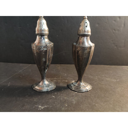 Vintage Peerless Silver Co. Salt And Pepper Shakers Metal Art Deco Pair