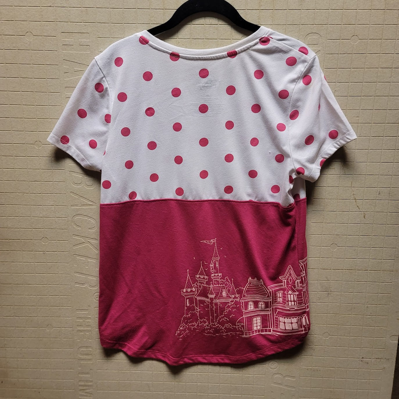 Disney Parks Sz Medium Pink White Polka Dots Minnie Under Umbrella Short Sleeve