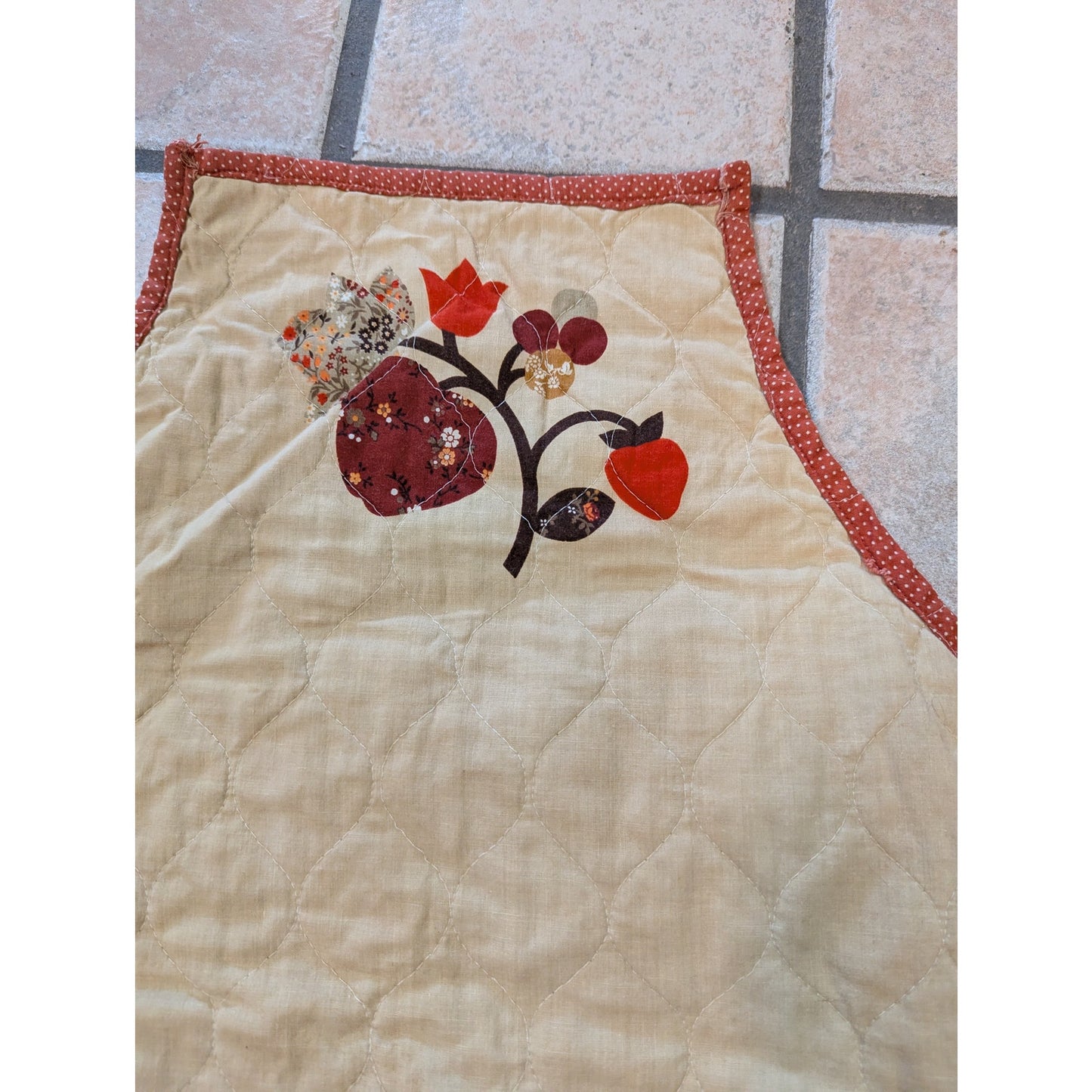 Vintage Quilted Fruit Basket Embroidered Kitchen Apron