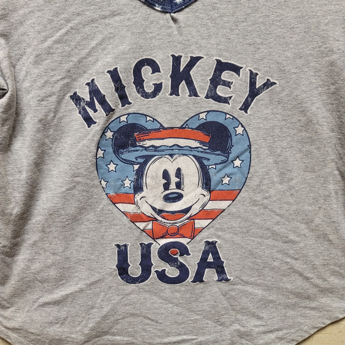 Disney Parks Size Medium Gray Blue White Short Sleeve Cotton