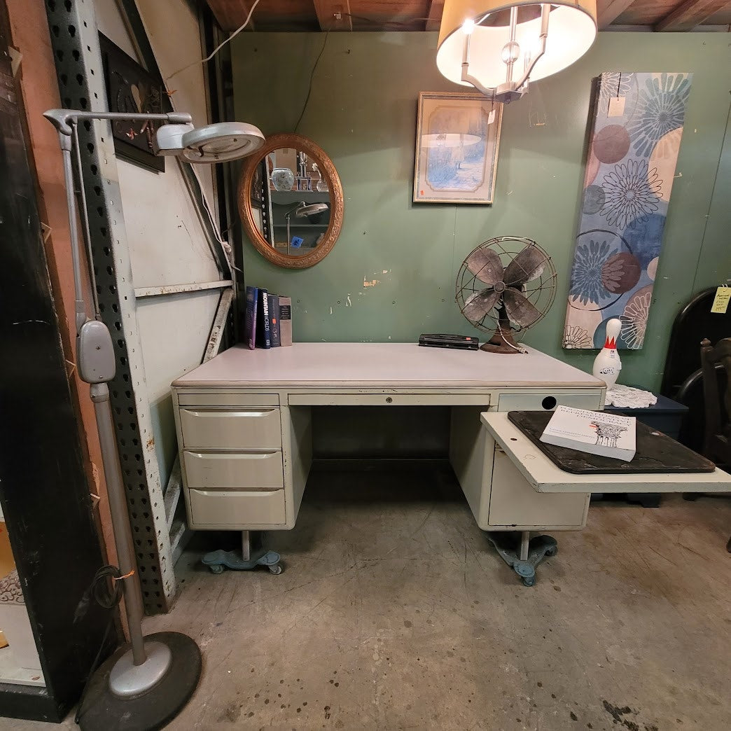 Vintage GF Mode-Maker Steel Tanker Desk Mid Century Modern Industrial Office 60s