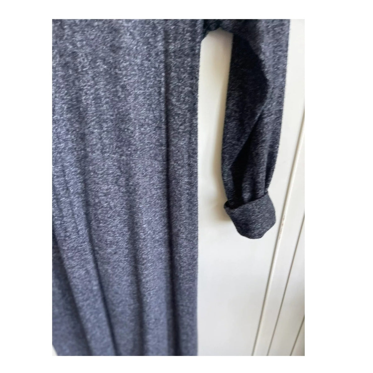 Topshop Gray Sweater Dress Size 6 Knit Long Sleeve Midi Tie in Back Long Sleeve