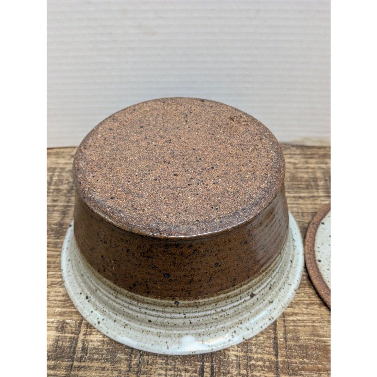 7.5" X 4"  Brian Bachman Studio Pottery Lidded Bean Pot Speckled Stoneware 80's