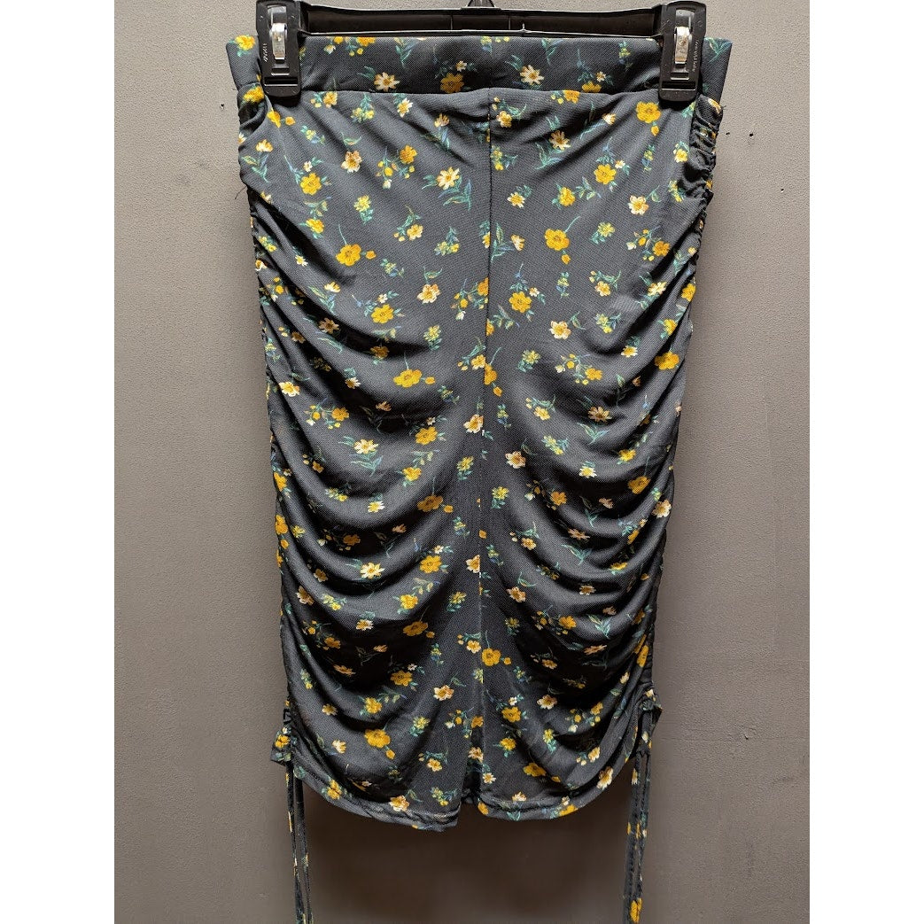 Wild Honey wiggle Black Floral Skirt Side drawstring size LARGE