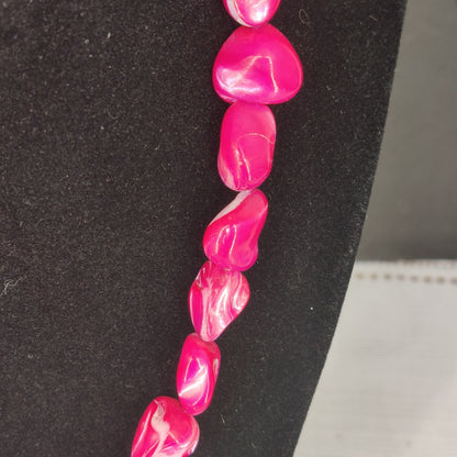 Vintage Acrylic Hot Pink Mother of Pearl Shell Nugget Choker Necklace