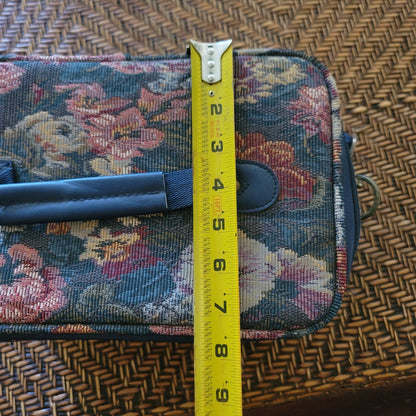 CONCOURSE vintage train case vanity suitcase luggage carry on bag Tapestry