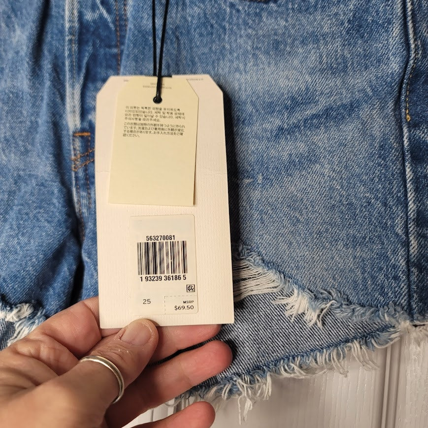 NEW Levis 501 Blue Jean Cut off Ripped Destroyed High Rise Shorts Size 25