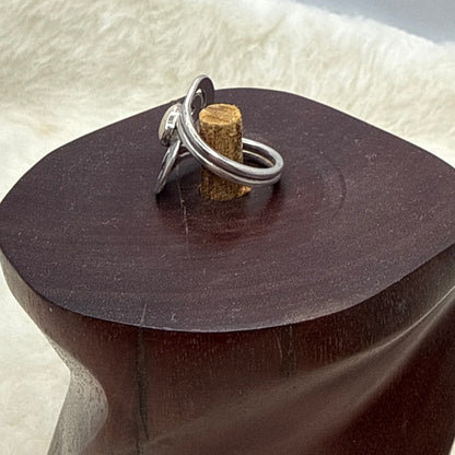 Vintage 925 Sterling Silver Modernist Swirl Ring with Moonstone Cabochon Size 6