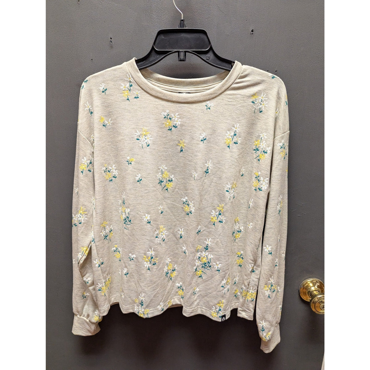 Circle X size Small long sleeve sweatshirt top cream Florals