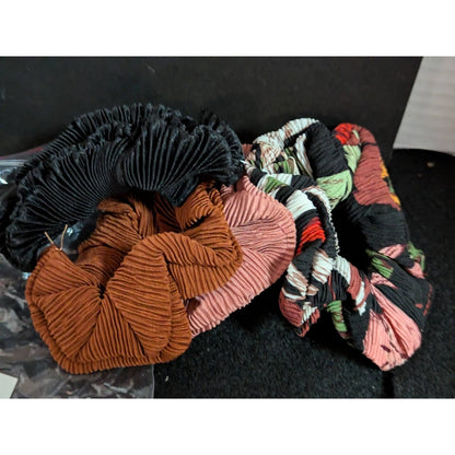 New set of 4 multicolor scrunchies hair ties bands rust black beige Nordstrom