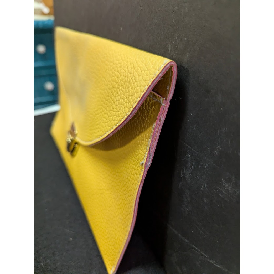 Vegan Pebbled Leather Conververtible Clutch Purse Shoulder Bag gold chain clasp