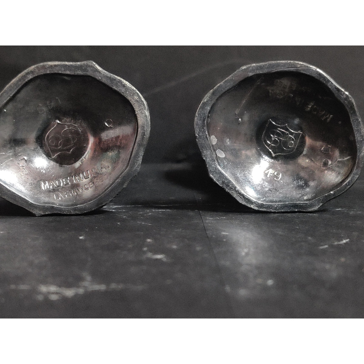 Vintage Peerless Silver Co. Salt And Pepper Shakers Metal Art Deco Pair