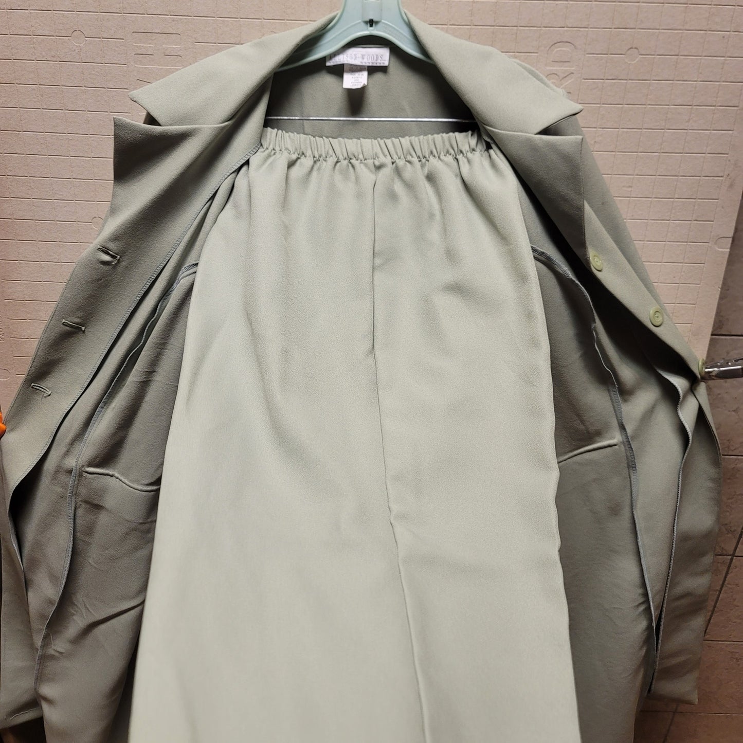 Vintage Allison Woods Size 22W Green 2pc suit Jacket Pants shoulder pads elastic