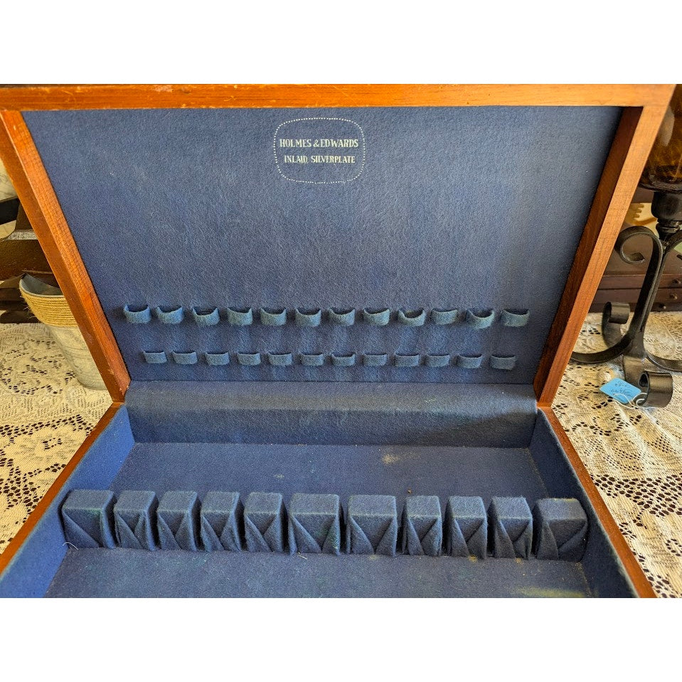 Vintage Holmes & Edwards Wooden Silverware Chest Upcycle project jewelry stash