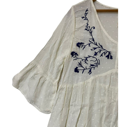 Forgotten Grace Embroidered Flare Sleeve Boho Pullover Top Size 1X in Ivory NWT