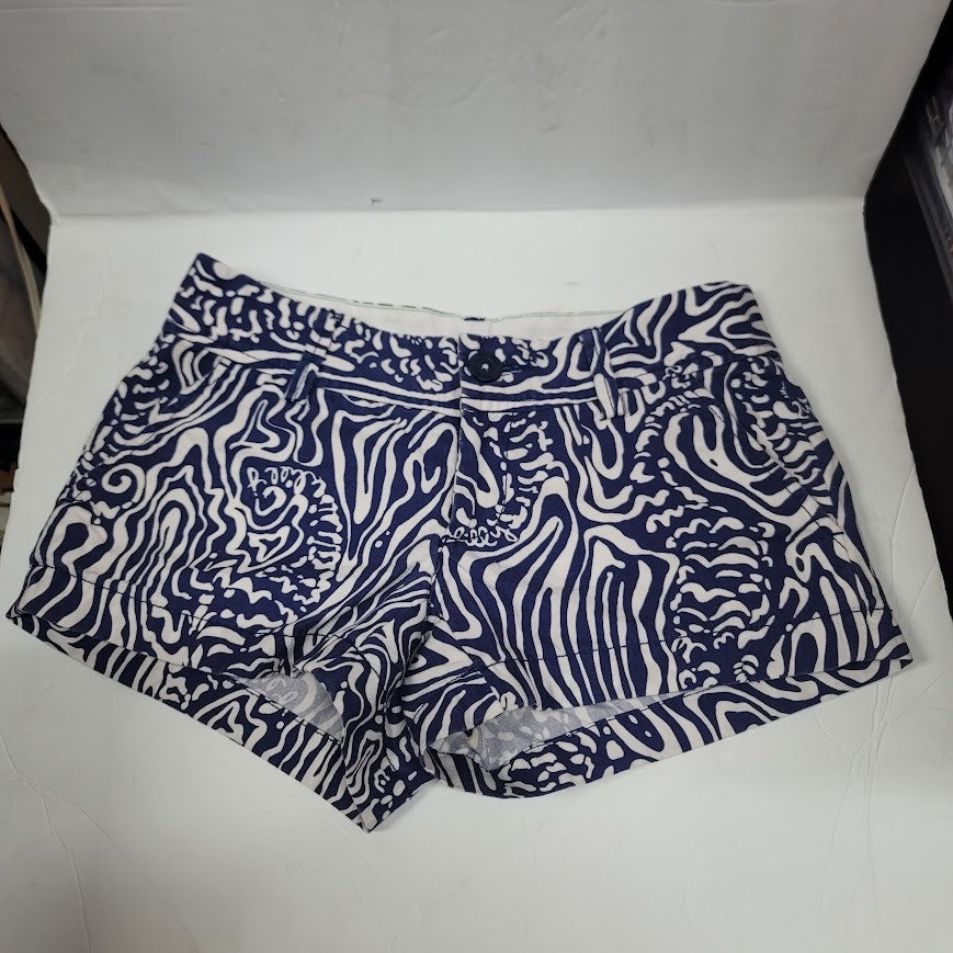 Lilly Pulitzer Womens Size 00 The Walsh Short Blue White Hidden Waves