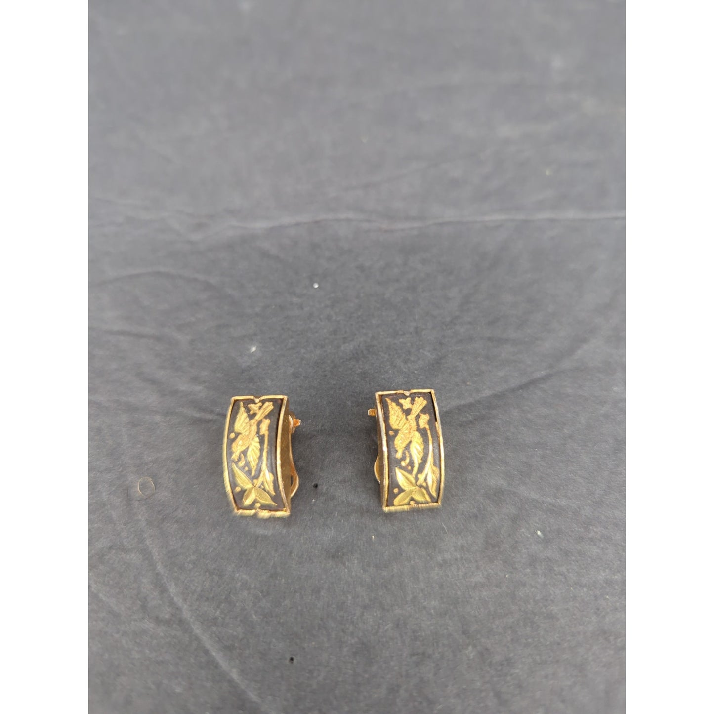 Vintage Damascene Style Gold Tone Bird Rectangle Clip On Earrings