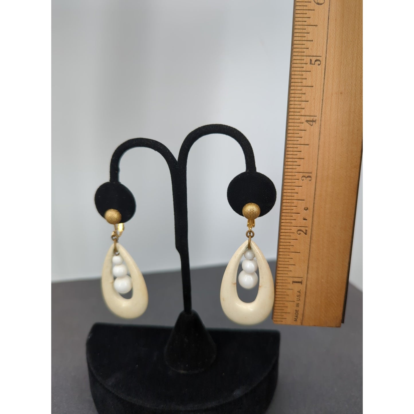 Vintage Carol Dauplaise Cream Enamel & Pearl Teardrop Clip On Earrings