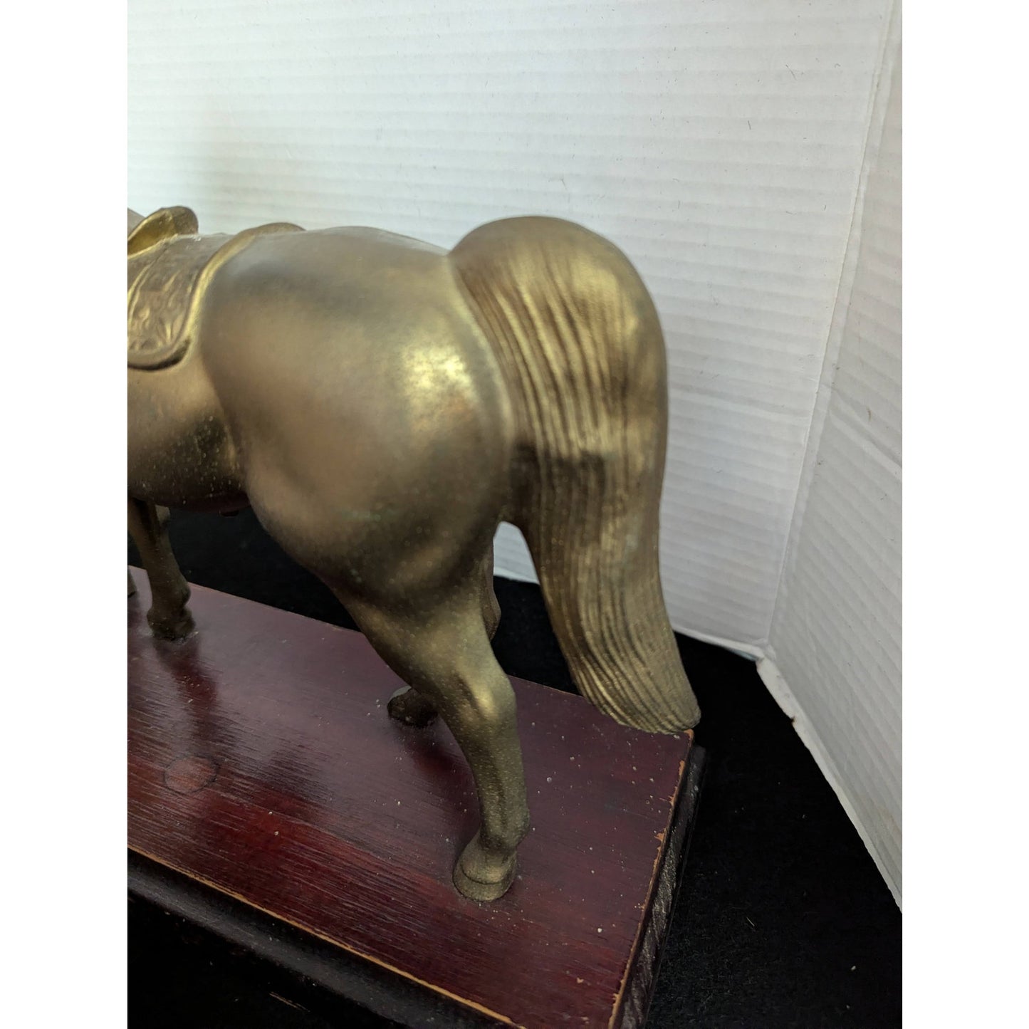 Vintage Kitschy Western Gold Horse Clock Retro Horseshoe Mantel Clock Equestrian