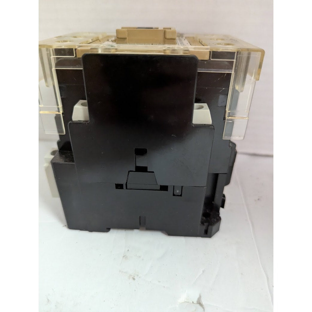 NEW Mitsubishi Electric Magnetic Contactor S-K65 Serial 933-S