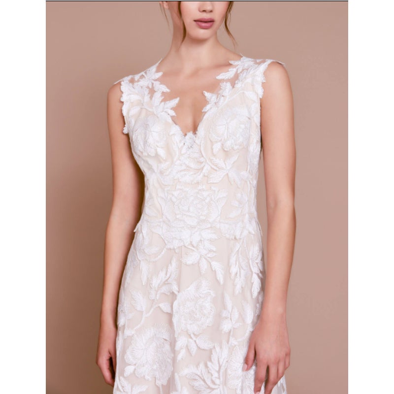 Tadashi Shoji Formal Gown Size 6 $998 CECILA GOWN ATI17370LBR-IVPTL