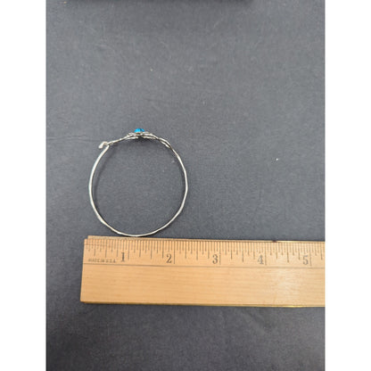 Vintage Fashion BRACELET Silver Tone faux Turquoise Center Wire flower motif