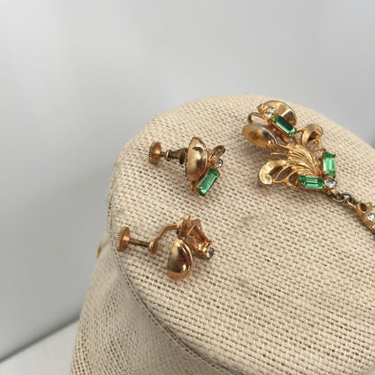 Matching art deco style brooch dangle screw back earrings goldtone faux emerald