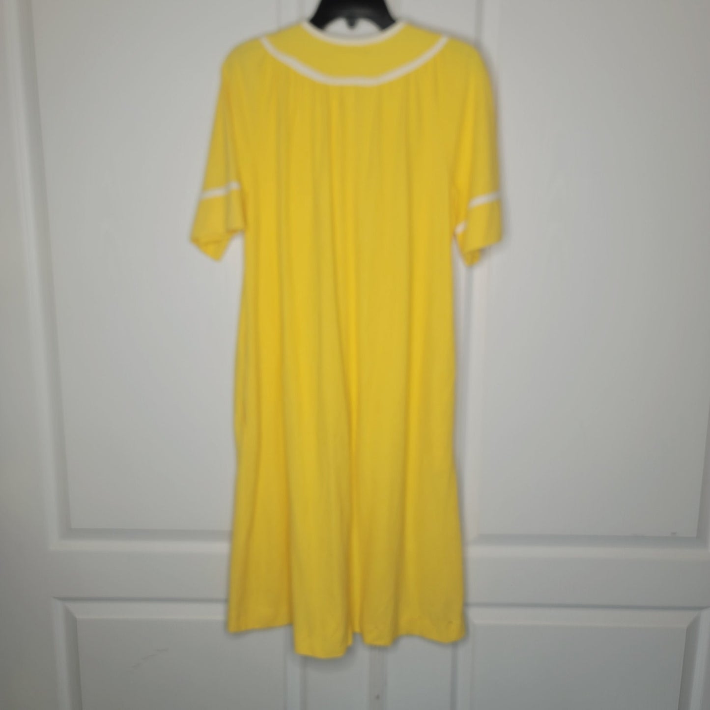 Vintage canary yellow white Housecoat housedress terrycloth pocket Medium/Large