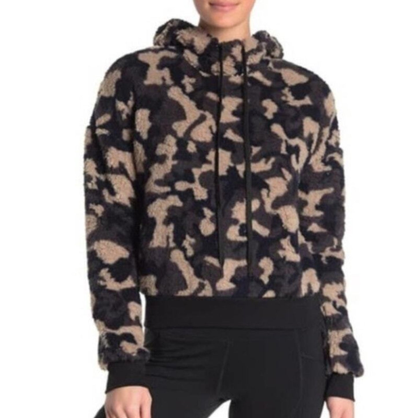 New Z by Zella Camo Sherpa hoodie size XS Teddy Ribbed Waist Cuffs drawstring