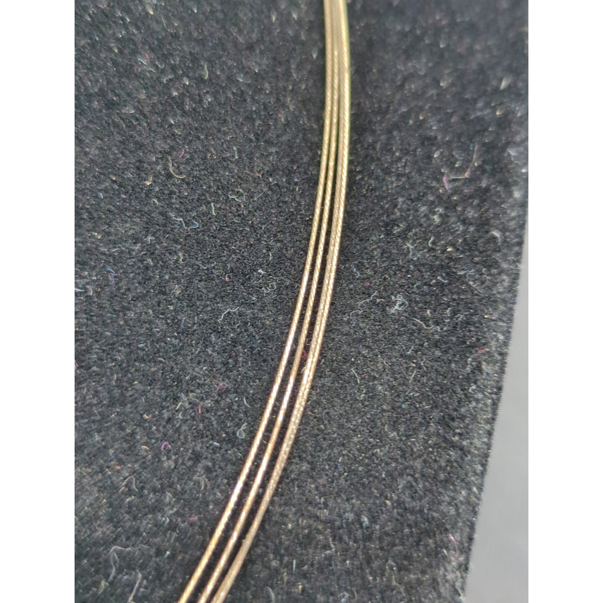 Vintage Gold Tone Swirl Round Medallion Pendant Omega Chain Necklace Mid-Century