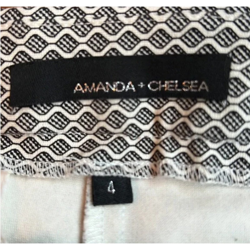 AMANDA & CHELSEA PLAID PANTS SLACKS Size 4 casual career new TROUSER geometric