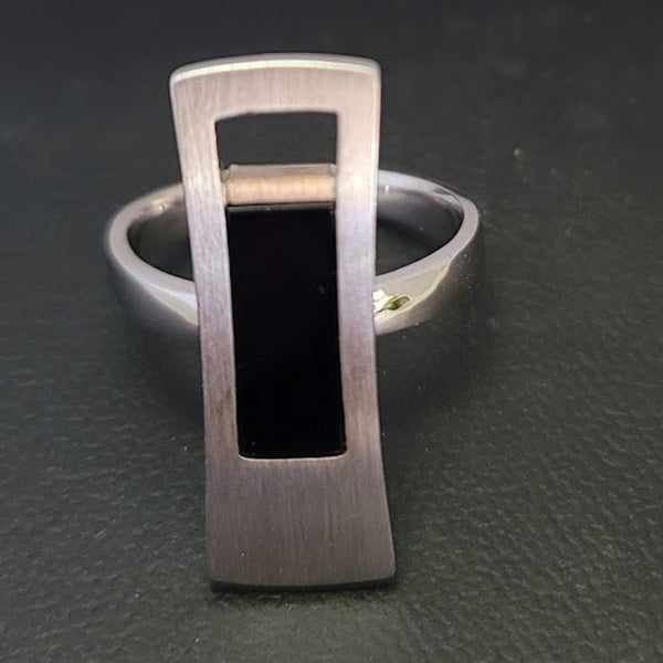 Sterling Silver Two Tone Black Onyx Size 7.5 Brushed silver MCM Ultra Modern
