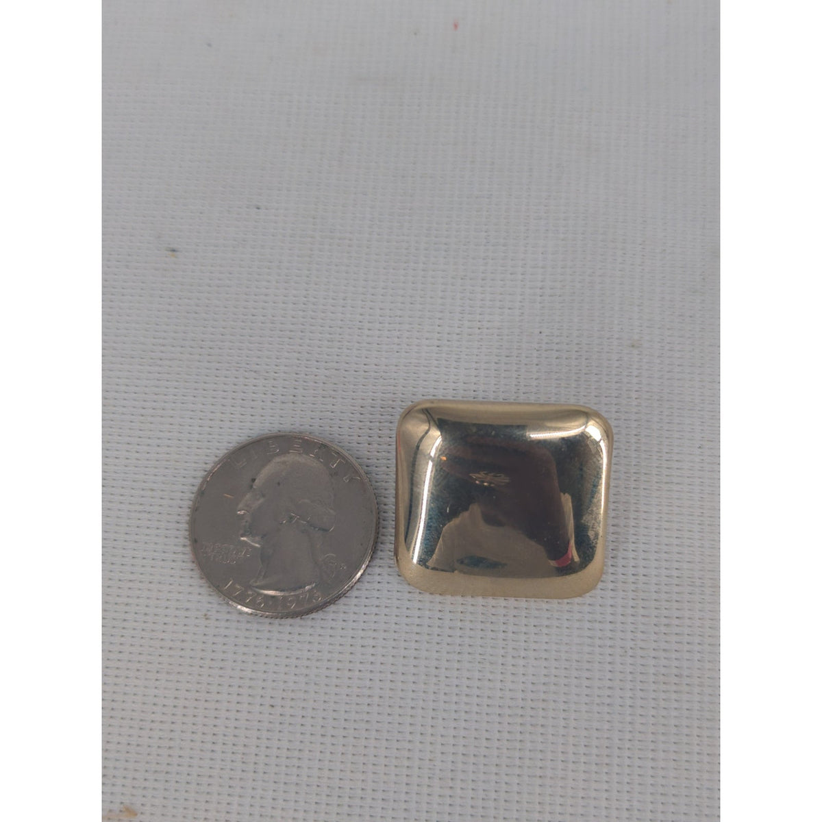 Vintage Mid-Century Gold-Tone Square Clip-On Earrings Chunky Minimalist